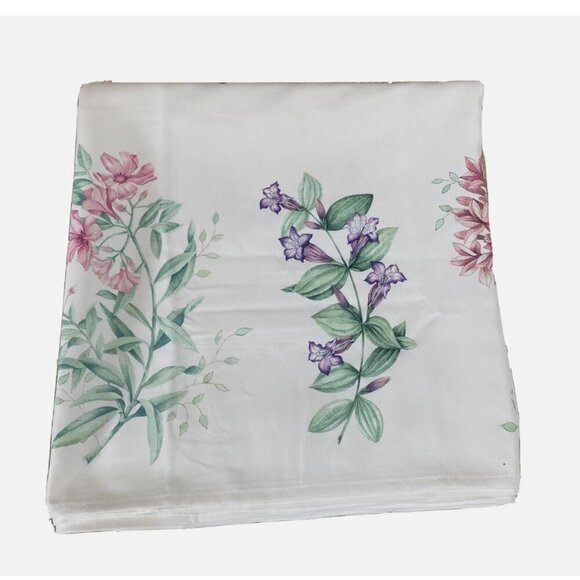 Lenox Butterfly Meadow Garden Multi Pastel Polyester Oblong Tablecloth 60" x120" - Picture 5 of 9